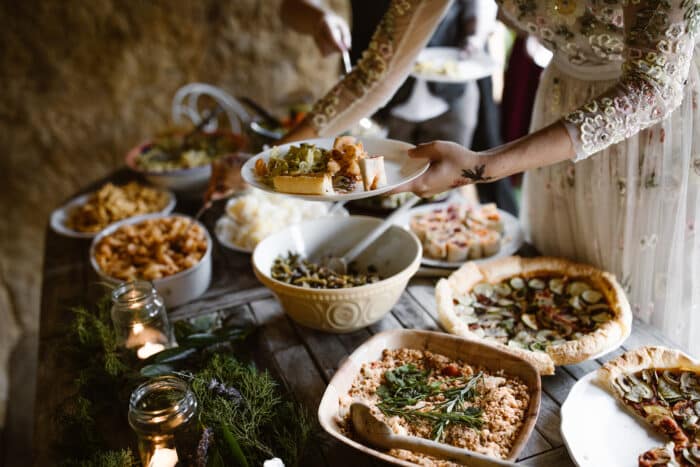 Une Cuillère à Tas De Farine Photo stock - Image du pâte, cuisine